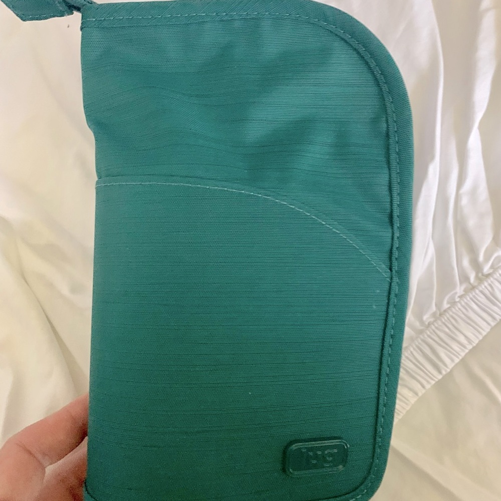 Lug canoe in brushed teal